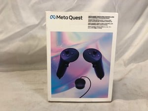 META QUEST TOUCH PRO CONTROLLERS WITH COMPACT CHARGING DOCK  VR CONTROLLERS.: LOCATION - D