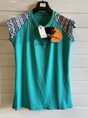 AKONA TOP, SIZE M