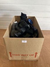 QTY OF ASSORTED PAIRS OF DIVING BOOTS, VARIOUS SIZES