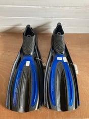 2 X PAIRS OF BEUCHAT COMFORT JET FF FINS