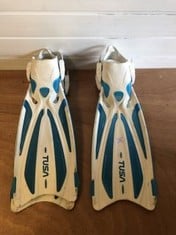 2 X PAIRS OF TUSA SOLLA FINS