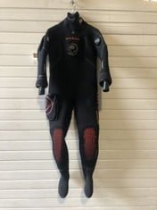 AQUA LUNG BLIZZARD PRO DIVING SUIT, SIZE M/38