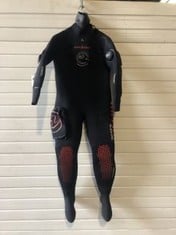 AQUA LUNG BLIZZARD PRO DIVING SUIT