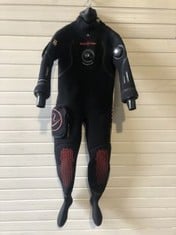 AQUA LUNG BLIZZARD PRO DIVING SUIT, SIZE S