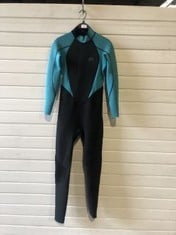 TYPHOON STORM WETSUIT SIZE 12