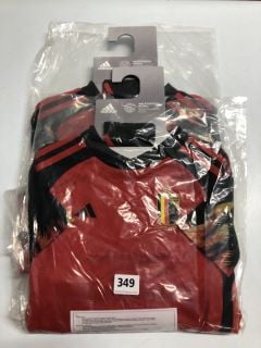 ADIDAS CHILDRENS ROYAL BELGIAN FA 1895 FOOTBALL KIT - SIZE 3 - 4 YEARS