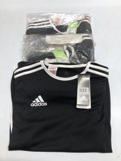 3 X ADIDAS CHILDRENS T SHIRT - SIZE 13 - 14 YEARS