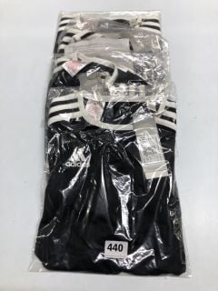 4 X ADIDAS CHILDRENS T SHIRT - SIZE 7 - 8 YEARS