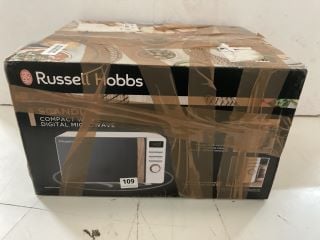 RUSSELL HOBBS SCANDI COMPACT WHITE DIGITAL MICROWAVE