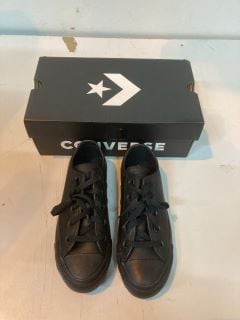 CONVERSE BLACK MONO  SIZE: 3