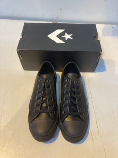 CONVERSE BLACK MONO SIZE: 5