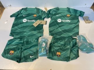 CHILDREN'S BARCELONA KIT UNISEX SIZE: M