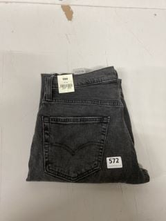 LEVI 511 SLIM JEANS SIZE: 30W