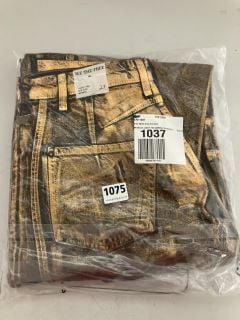 METALLIC LUCKY YOU BARREL JEANS IN GOLD -- SIZE27 - RRP £140