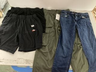 4 X CLOTHING ITEMS TO INCLUDE ZARA KHAKI CARGOS IN SIZE M