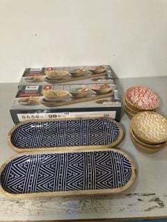 QTY OF MANGO WOOD SERVING SETS