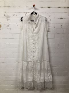 WOMEN'S DESIGNER DRESS IN WHITE - SIZE S - RRP £148