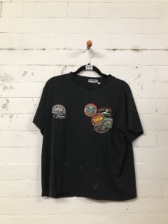 FOUND DESIGNER TEE IN BLACK - SIZE XS - RRP $70