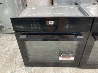 AEG BUILT-IN SINGLE OVEN MODEL BPX535061B RRP £689