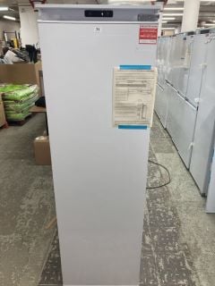 CDA INTEGRATED TALL FRIDGE MODEL FW821/4 RRP £419