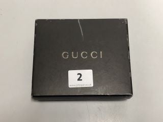 GUCCI BI-FOLD BLACK LEATHER WALLET (VAT ONLY PAYABLE ON BUYERS PREMIUM)