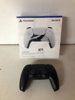 2 X SONY PLAYSTATION FIVE DUAL SENSE WIRELESS CONTROLLERS