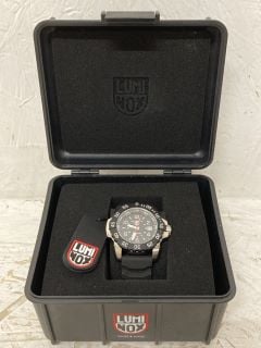 LUMINOX SWISS MADE MEN'S 200M WR WATCH