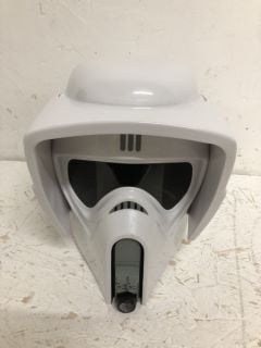 STAR WARS THE BLACK SERIES SCOUT TROOPER PREMIUM ELECTRONIC HELMET, RETURN OF THE JEDI ADULT ROLEPLAY ITEM RRP: £104