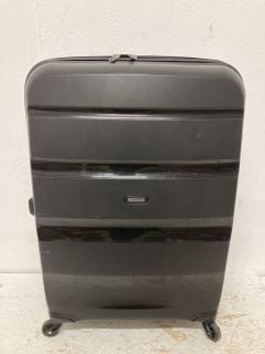 AMERICAN TOURISTER CARRY ON SUITCASE