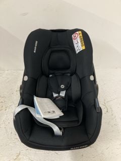 MAXI-COSI CABRIOFIX I-SIZE, BABY CAR SEAT, 0–12 MONTHS, MAX. 12KG, LIGHTWEIGHT CAR SEAT NEWBORN (3.2KG), LARGE SUN CANOPY, EXTRA PADDED SEAT, FITS MOST MAXI-COSI PUSHCHAIRS, ESSENTIAL BLACK RRP: £119