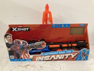 XSHOT INSANITY MOTORIZED RAGE FIRE BY ZURU WITH 72 DARTS, AIR POCKET TECHNOLOGY DARTS AND DART STORAGE, MOTORIZED BLASTING POWER, AUTO FEEDING BELT, TRIPOD AND SCOPE, OUTDOOR TOY RRP: £44