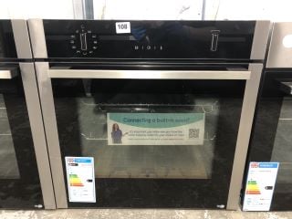 NEFF BUILT-IN SINGLE OVEN MODEL: B2ACH7HH0B - RRP.£909 (EX-DISPLAY)