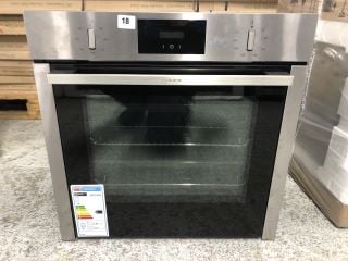 NEFF BUILT-IN SINGLE OVEN MODEL: B3CCC0AN0B - RRP.£549 (EX-DISPLAY)