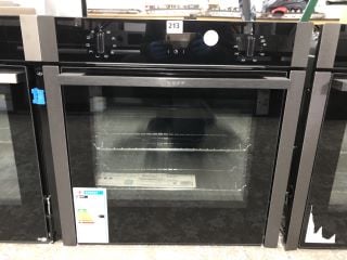 NEFF BUILT-IN SINGLE OVEN MODEL: B3ACE4HG0B - RRP.£989 (EX-DISPLAY)