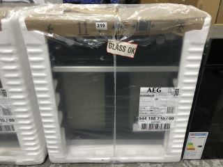 AEG BUILT-IN SINGLE OVEN MODEL:BCE556060M - RRP.£599 (EX-DISPLAY) (SEALED)