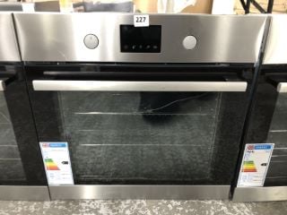 AEG BUILT-IN SINGLE OVEN MODEL:BPS356061M - RRP.£649 (EX-DISPLAY)