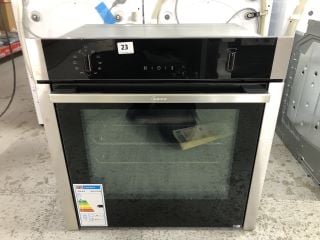 NEFF BUILT-IN SINGLE OVEN MODEL: B6ACH7HH0B - RRP.£799 (EX-DISPLAY)