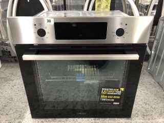 ZANUSSI BUILT-IN SINGLE OVEN MODEL: ZOHCX3X2 - RRP.£249 (EX-DISPLAY)