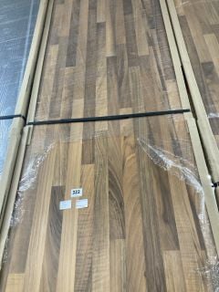 WALNUT BLOCK EFFECT WORKTOP - APPROX: 3000 X 600 X 22 - RRP.£260 (COLLECTION ONLY)