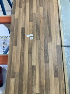 WALNUT BLOCK EFFECT WORKTOP - APPROX: 4000 X 602 X 38 - RRP.£746 (COLLECTION ONLY)