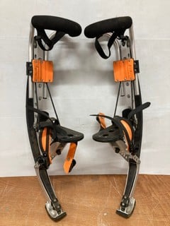 PAIR OF PRO JUMP STILTS