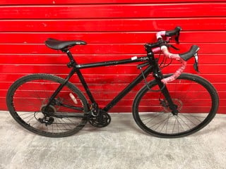 BLACK FRAMED PUSH BIKE (MPSS03023255) (VAT ONLY PAYABLE ON BUYERS PREMIUM)