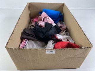 BOX OF CLOTHING TO INC LOVE TO LOUNGE SET SIZE 4/6