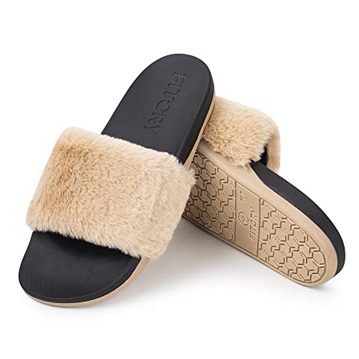 John Pye Auctions - 10 X FITORY WOMENS FAUX FUR SLIDERS SLIPPERS LADIES  OPEN TOE FLUFFY SHOES WITH ARCH SUPPORT FOR INDOOR/OUTDOOR KHAKI SIZE 8 -  TOTAL RRP �156: LOCATION - C RACK