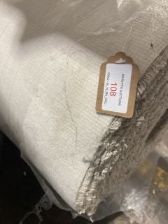 OFF WHITE SHAG TEXTURED SOFT FIBRE CARPET (4M)