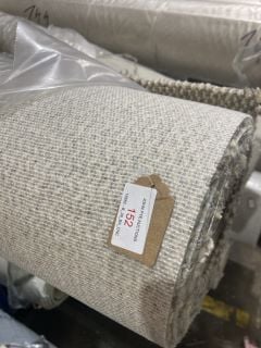 OFF WHITE AND GREY CROSSHATCH PATTERN MEDIUMM FIBRE CARPET (4M)