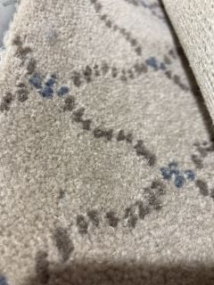 GREY PATTERNED WITH BLUE ACCENTS SOFT FIBRE CARPET (4M)