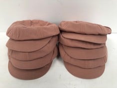 6 X PALE PINK DESIGNER CAPS (TOTAL P.V.P. 90€) - LOCATION 50B.