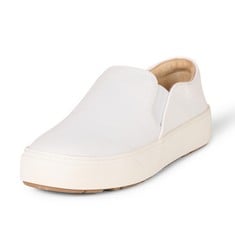 5 X ESSENTIALS SLIPPER WITHOUT ZIP, COLOUR WHITE, SIZE 38 - LOCATION 7B.