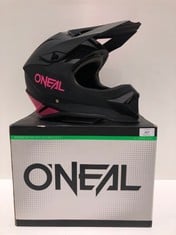 O'NEAL | MOTOCROSS HELMET | MX ENDURO | ABS SHELL, COMFORT LINING, VENTS FOR OPTIMAL VENTILATION AND COOLING | 1SRS YOUTH HELMET SOLID V.24 | BLACK PINK | CHILDREN'S SIZE L (P.V.P 109€)- LOCATION 51B